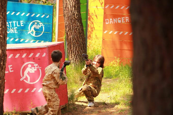lazer göze zarar verir mi sorusu ve laser tag güvenliği
