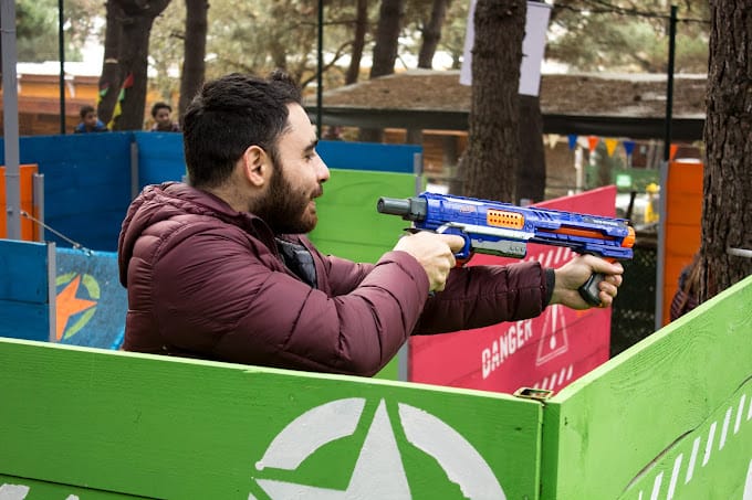nerf oynarken koruyucu gözlük kullanımı ve göz güvenliği